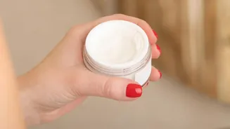 How To Prepare Your Skin Properly Before Applying Long-Wear Makeup