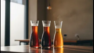 Why Modern Cafés Design Aesthetic Glass Decanters Dedicated For Filter Coffee Cold Brew Service