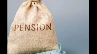 Govt Employees Can Now Invest In LC75, BLC Under NPS/UPS With Up To 75% Equity Allocation