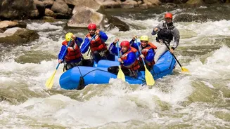 How To Choose Experienced Rafting Instructors In Rishikesh For Safe Late-Monsoon River Journeys