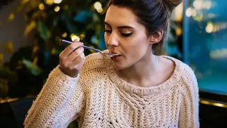A Distracted Meal Can Leave Weaker Memory of What Was Eaten