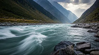 High Altitude Tourists Face Early Seasonal Waterflow Risks In Himachal