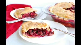 This Sweet And Tangy Cranberry Pie Is The Perfect Dessert For Festive Gatherings