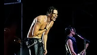 Viral Moments From Mumbai's Iconic Lollapalooza 2026: See Inside Visuals Of Mahalaxmi Racecourse