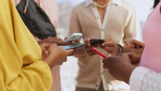 How to behave in workplace group chats: 5 tips