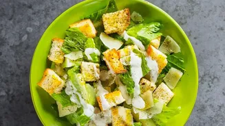 Keep Croutons Away from Dressing Until the Last Moment