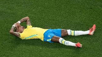Esposa de Raphinha recebe ataques após empate do Brasil na Copa do Mundo