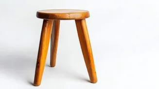 Sustainable furniture: How to make papyrus stools