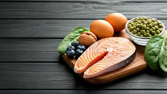 5 Foods to Fight Gray Hair: A Nutritional Guide