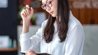 Navigating Corporate Restructuring: How Young Workers Can Switch Roles Successfully