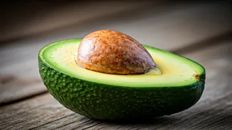 Rujuta Diwekar's 4-Step Skincare for Glowing Skin in 2026