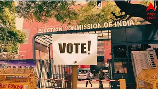 West Bengal Elections: দোল মিটলেই নির্বাচনের নির্ঘণ্ট? ৭ বা ৮ নয়, কম দফাতেই ভোট সারতে পারে কমিশন