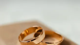Wedding Jewellery Buyers: Is Exchanging Old Gold Better Than Keeping It?
