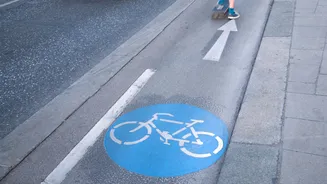 Veja como evitar multa por estacionar na ciclofaixa, mesmo quando ela estiver vazia