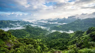 September Travel Choices: Which Indian Destinations Could Escape The Worst Monsoon Disruptions?