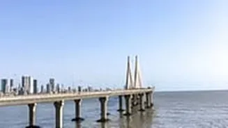 Mumbai Weather Alert, May 19: City Wakes Up To Cloudy Skies, Sunny Day Expected Today; AQI Remains 'Good' At 27