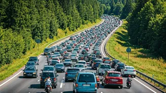Lonavala Traffic Surges With Weekend Crowd