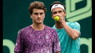 João Fonseca cai no quali de duplas em Halle antes de estreia em individual