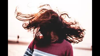 Hair frizz when humidity crosses 75%: the 4 product swaps trichologists suggest for monsoon