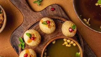 Simple Seasonal Indian Foods Nutritionists Recommend During The August Monsoon