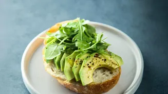 Monsoon Avocado Cheela Recipe: Key Details About Avocado In A Savoury Cheela