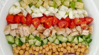 Receita de Friends: veja como fazer a salada que as atrizes do elenco comiam todo dia