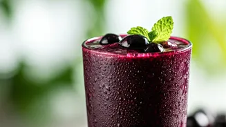 This Creamy Jamun Smoothie Is High-Key The Best Hydration Secret