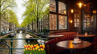 Amsterdam in Spring: A Blend of Outdoor Adventures and Cozy Indoor Escapes