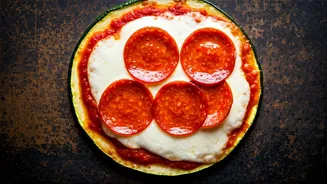 Delicious Turkey Pepperoni Zucchini Pizzas: A Healthy & Quick Meal Alternative