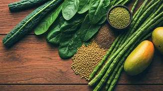 Nourish Mom: Everyday Superfoods for Energy, Strength, and Wellbeing