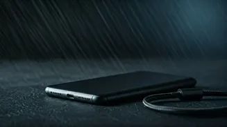 This Portable Power Bank Hack Keeps Emergency Navigators Online Storms