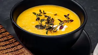 Nutritionist-Approved Soups That Bring Comfort To The Monsoon Season