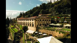 O histórico hotel Villa San Michele reabre nas colinas da Toscana