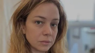 Leandra Leal inicia recuperação dos cachos após novela:"Quero voltar a ter o meu cabelo"