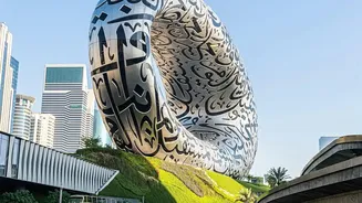 Dubai Plans A Public Walking Attraction In Its Famous Gold District