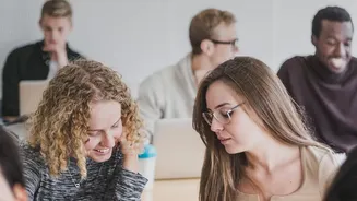 How Students Use Intelligent AI Extensions To Extract Figures From Long PDF Reports