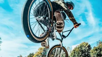 How Hiking And Skateboarding Differ In Comparing Balance Challenges Outdoors