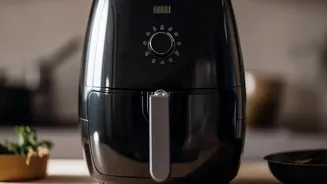 Sua air fryer parece fraca? Veja 10 truques que deixam os alimentos mais crocantes