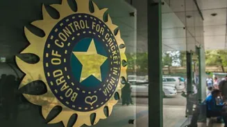 When did BCCI introduce its first Central Contract and How Much did the Players earn then?