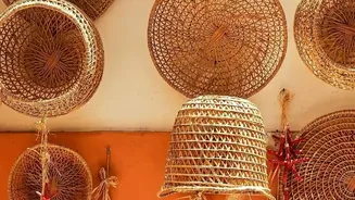 Trendy Ways To Incorporate Handcrafted Woven Baskets Into Entryways And Living Room Corners