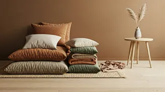 Low-Slung Floor Arrangements With Jute Mats Redefine Cozy Nooks