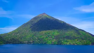 A Closer Look At Flight Cancellations As Mount Anak Krakatau Makes News