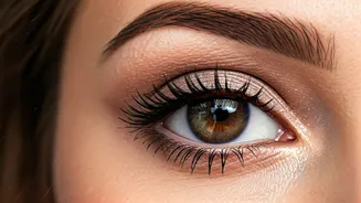 Eye Makeup That Handles Humidity Better