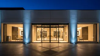 A Clear Plan For Late-Night Hotel Check-Ins Connects The Correct Booking Date And Reception Hours