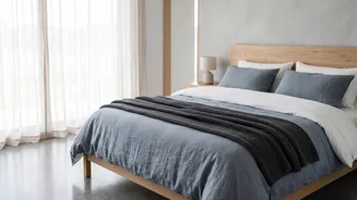 Sleep Debt Facts: Sleeping In On Weekends Won't Fix Late-Night Screen Exposure