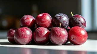 Why Antioxidant Packed Plums Are Trending Hard Now