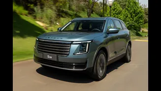 Jetour S08 é híbrido de 7 lugares com mimos de SUVs de luxo por R$ 259.900