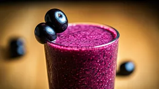 This 2 Ingredient Jamun Smoothie Is Dominating Food Reels