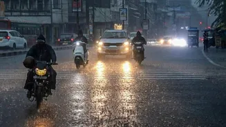Delhi-NCR wakes up to unexpected rain, records season's lowest temperature