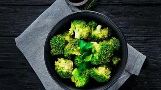 Cruciferous Cooking Tips: Steaming Protects Twice As Many Polyphenols As Stir-Frying